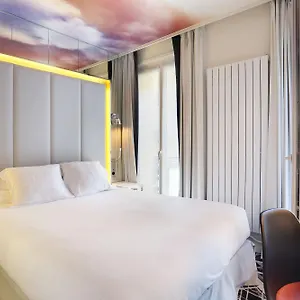 3* Otel Nouvel Eiffel