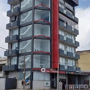 https://a-one-hotel-the-marine.negombohotels.net